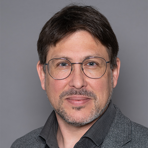 Porträtfoto von Christoph Aschaber